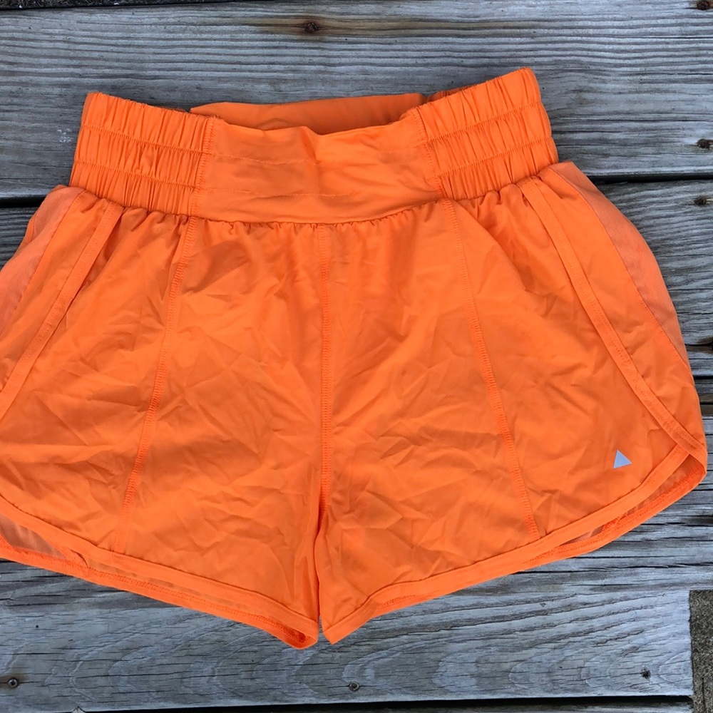 🔸Balance Athletica Breeze Shorts🔸